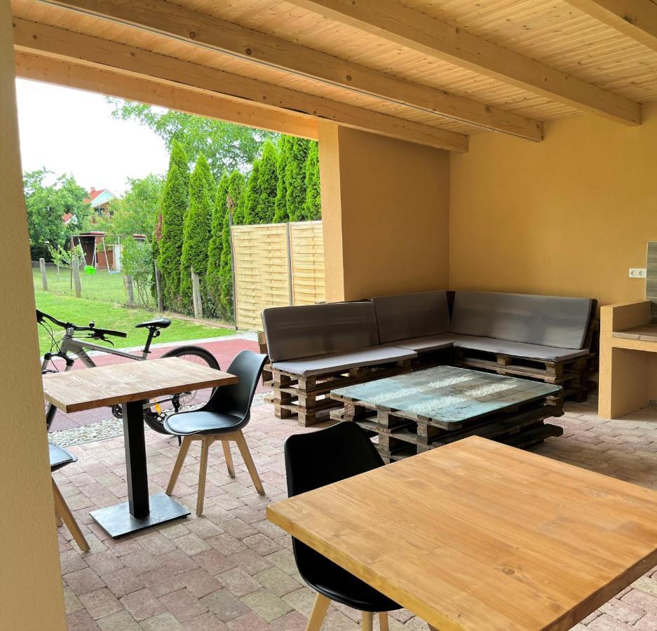 Judith Apartman Iii. Balatonlelle Exterior photo